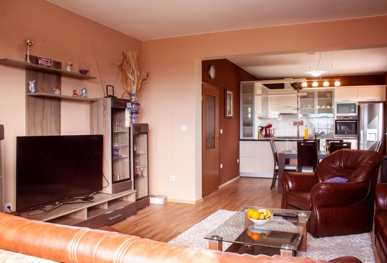 Apartment Juric Kastel Novi Luaran gambar