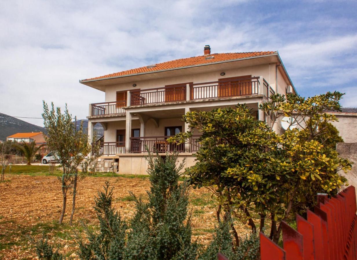 Apartment Juric Kastel Novi Luaran gambar